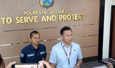 Polisi-Amankan-Dua-Pria-Pamer-Senpi-di-Medsos